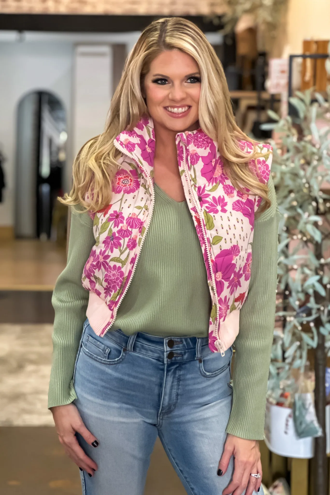 Botanical Beauty Quilted Floral Vest : Nude/Orchid/Green